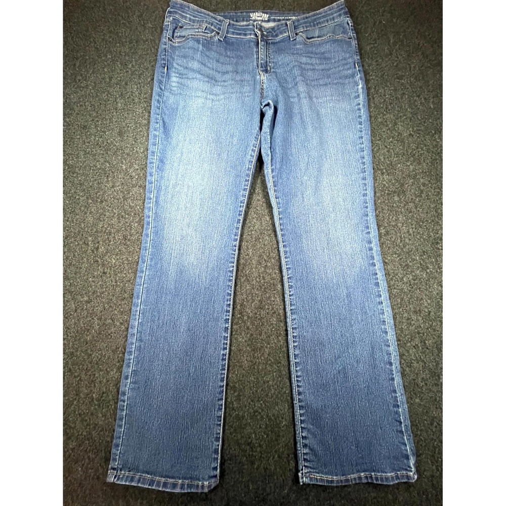 Signature Levi Strauss & Co Jeans Womens 18M Blue Denim Whiskered Straight Leg